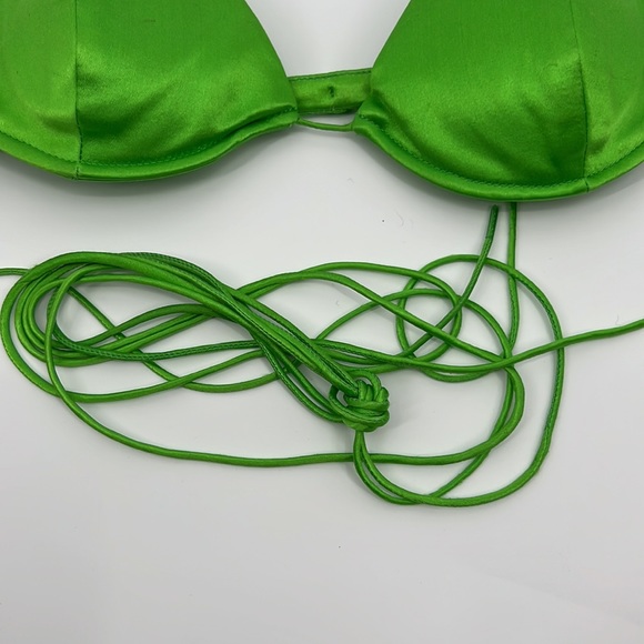 Alex Perry Comer Bralette in Apple - Picture 8 of 11